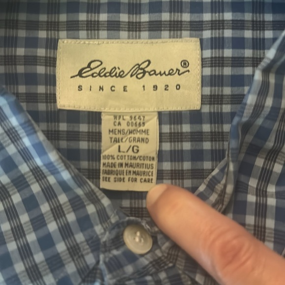 Eddie Bauer Blue Casual Button Down Shirt - Picture 2 of 3